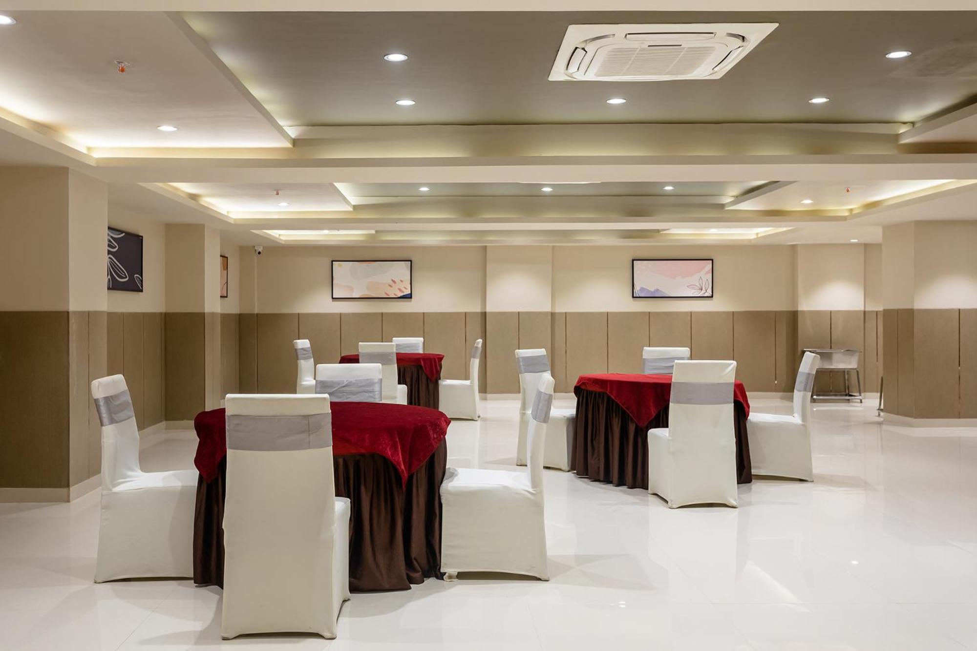 Fabhotel Prime Oasis Orange Bhopal Exterior photo